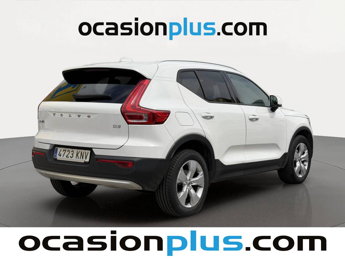 Foto trasera Volvo XC40 Volvo XC40 D3 Momentum (150 CV) derecha