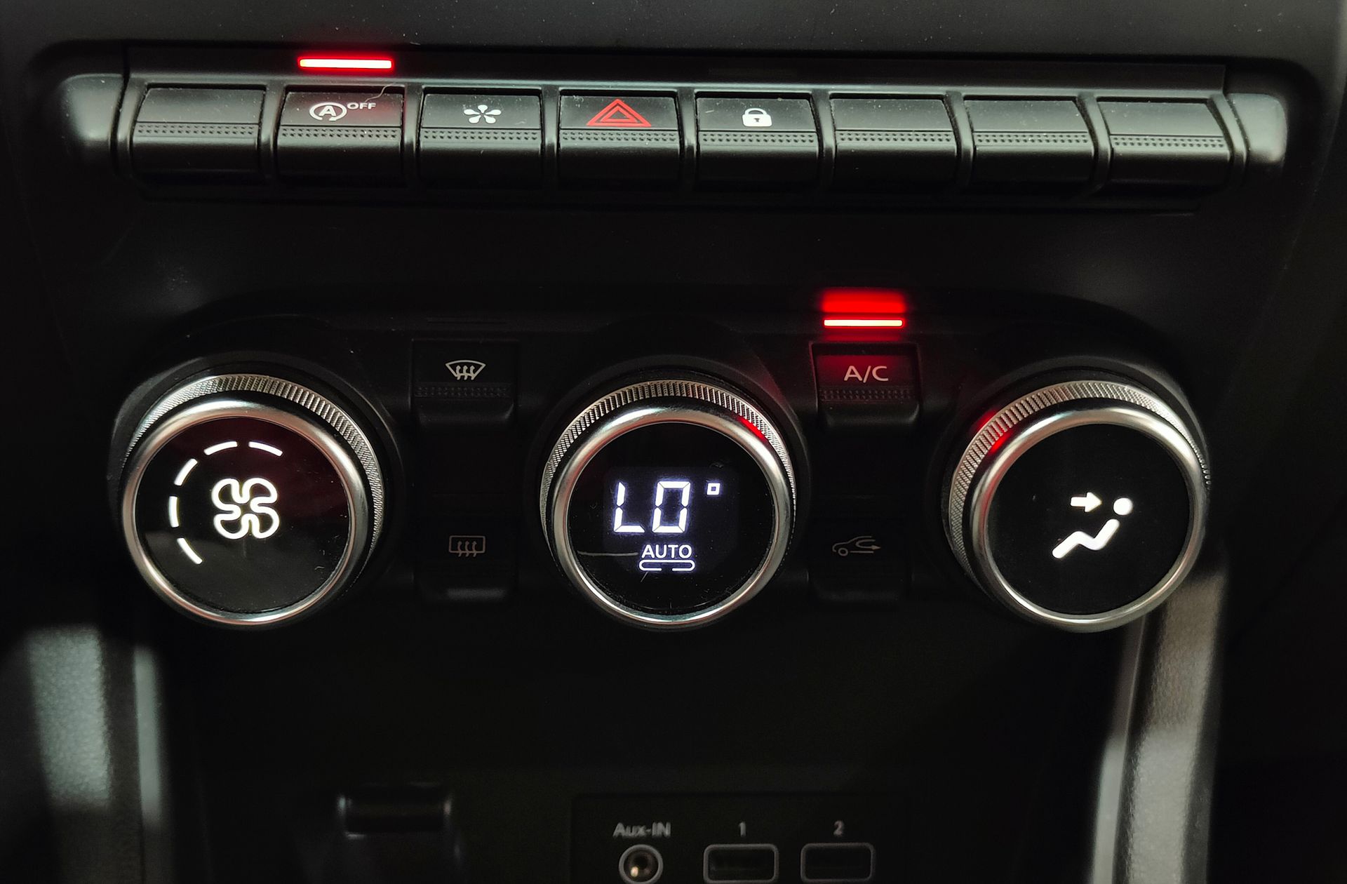 Renault Captur Zen TCe Micro Híbrido EDC GPF - foto 32