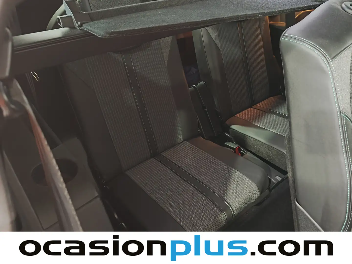 Foto Peugeot 5008 Peugeot 5008 BlueHDi 130 S&S Allure EAT8 (130 CV)