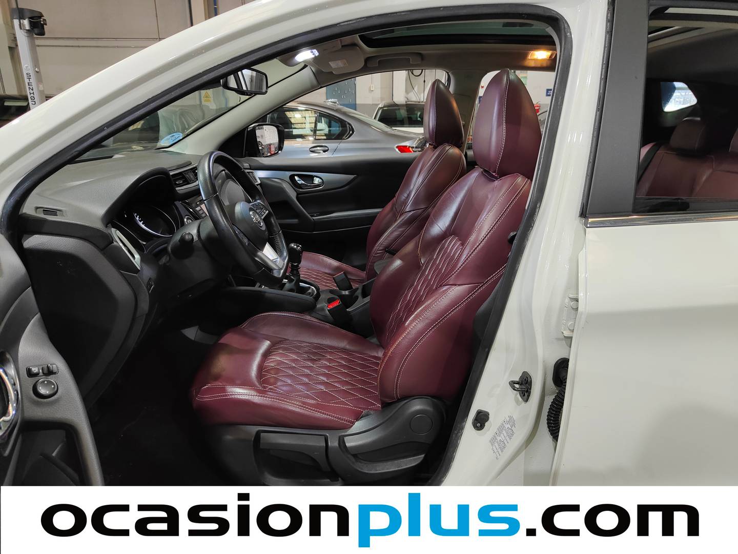 Foto Nissan QASHQAI Nissan Qashqai DIG-T 140 N-Connecta (140 CV)