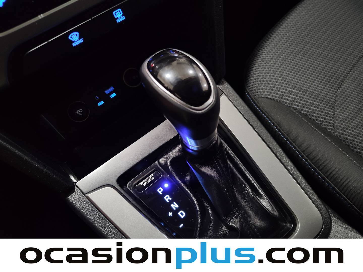 Hyundai Elantra Hyundai Elantra 1.6 MPI Klass auto  (128 Cv) de segunda mano