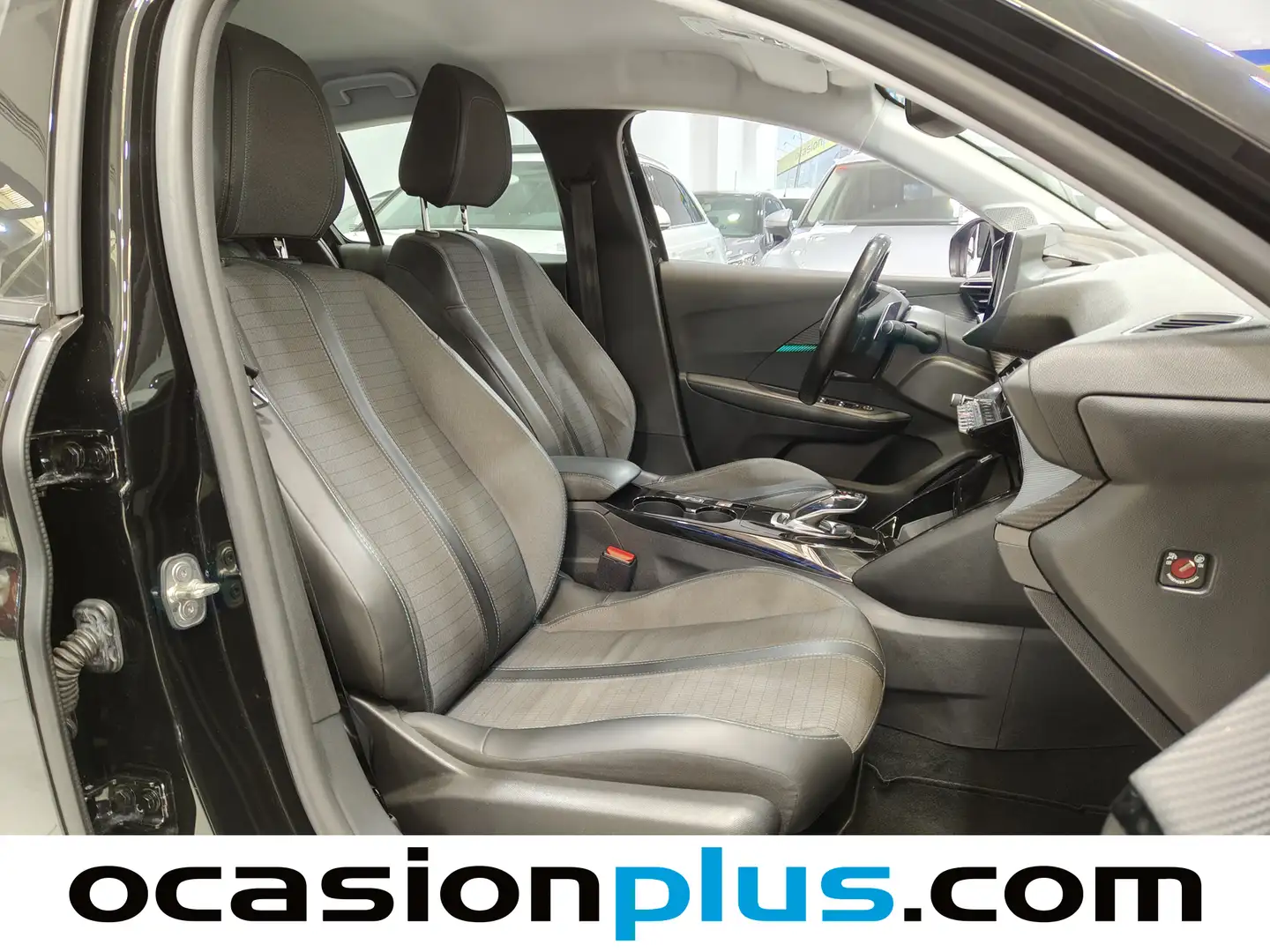 Foto Peugeot 208 Peugeot 208 PureTech 100 Allure EAT8  (100 CV)