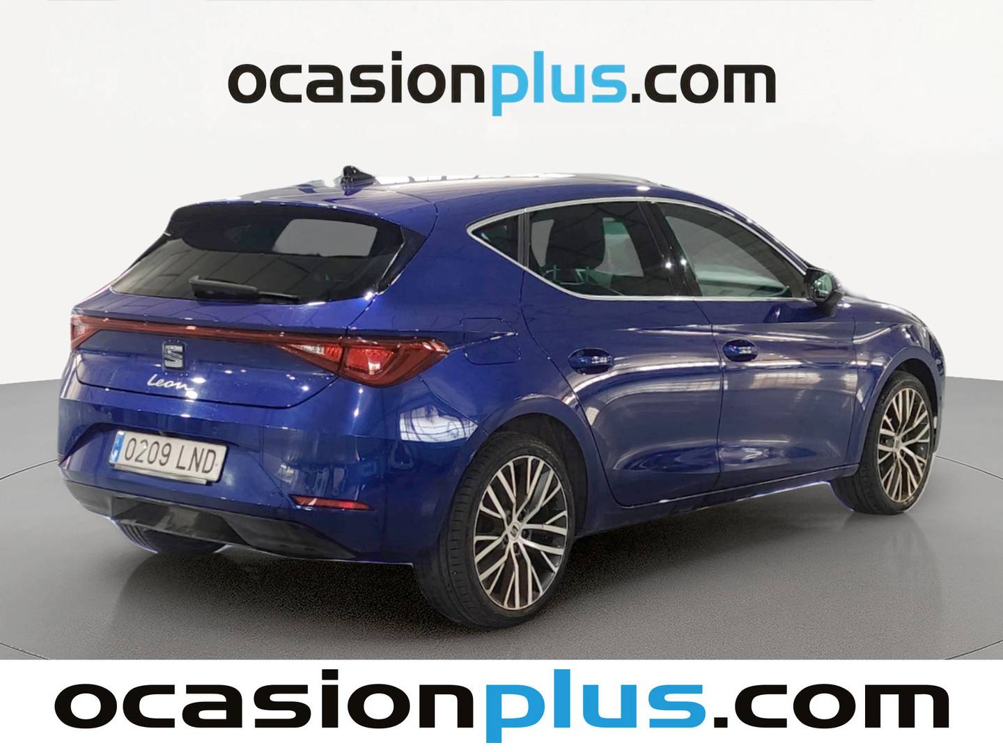 Foto trasera Seat León Seat León 1.5 TGI GNC S&S Xcellence DSG (130 CV) derecha