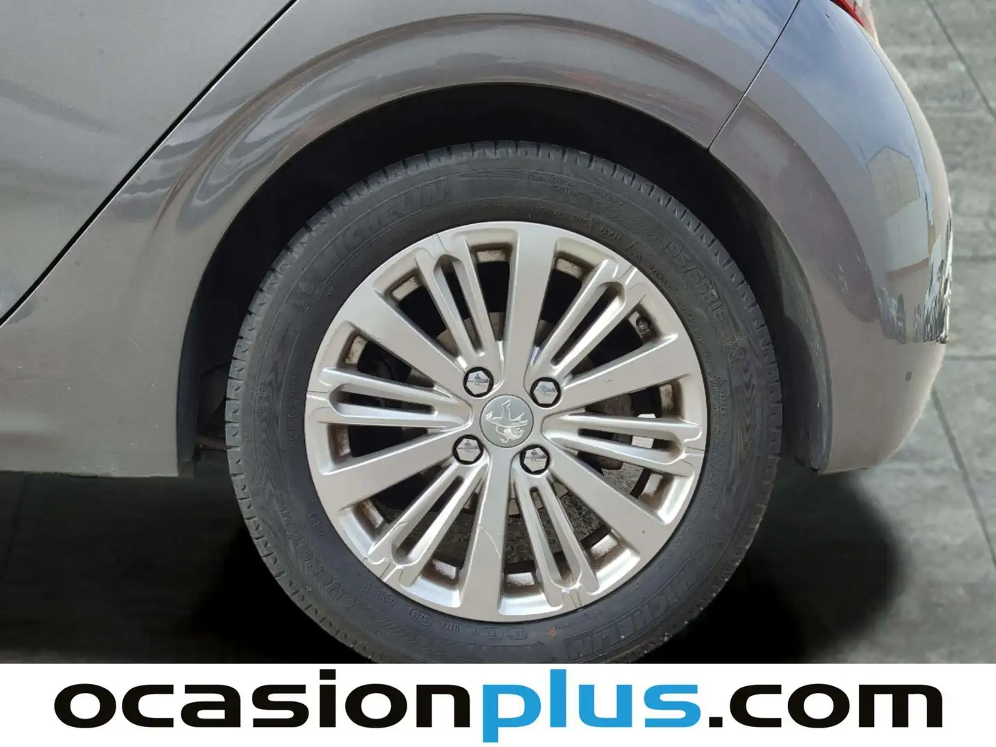 Foto Peugeot 208 Peugeot 208 PureTech Signature (82 CV)