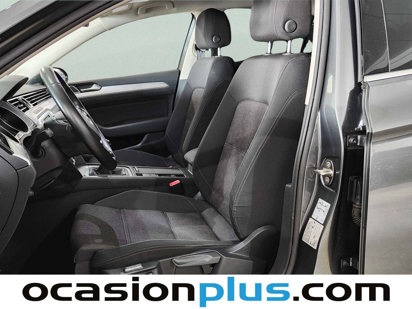 Foto asientos delanteros Volkswagen Passat Volkswagen Passat 1.4 TSI BMT ACT (150 CV)