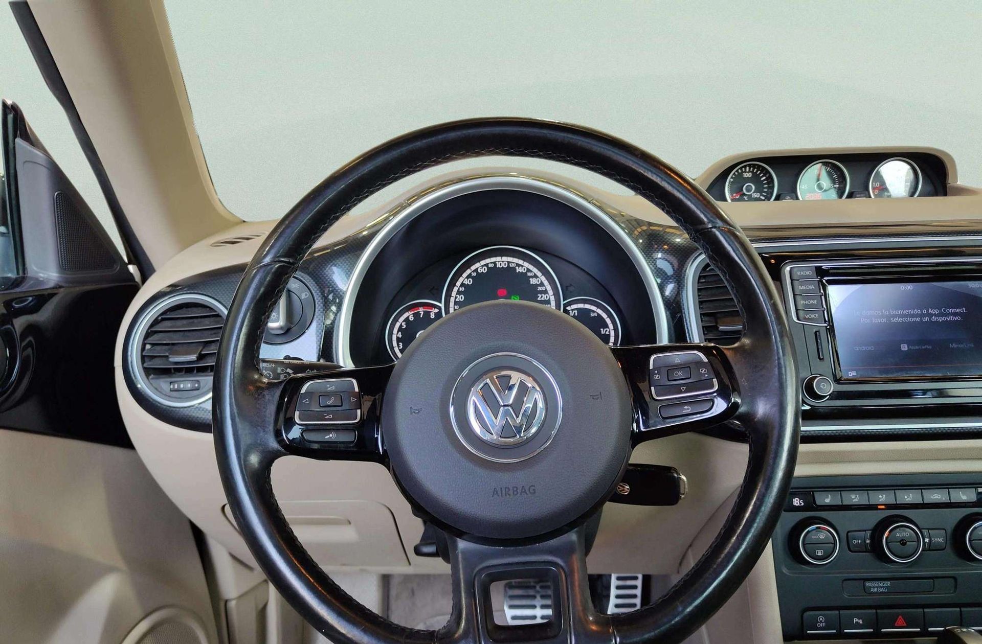Volkswagen Beetle Sport 1.4 TSI BMT DSG - foto 25
