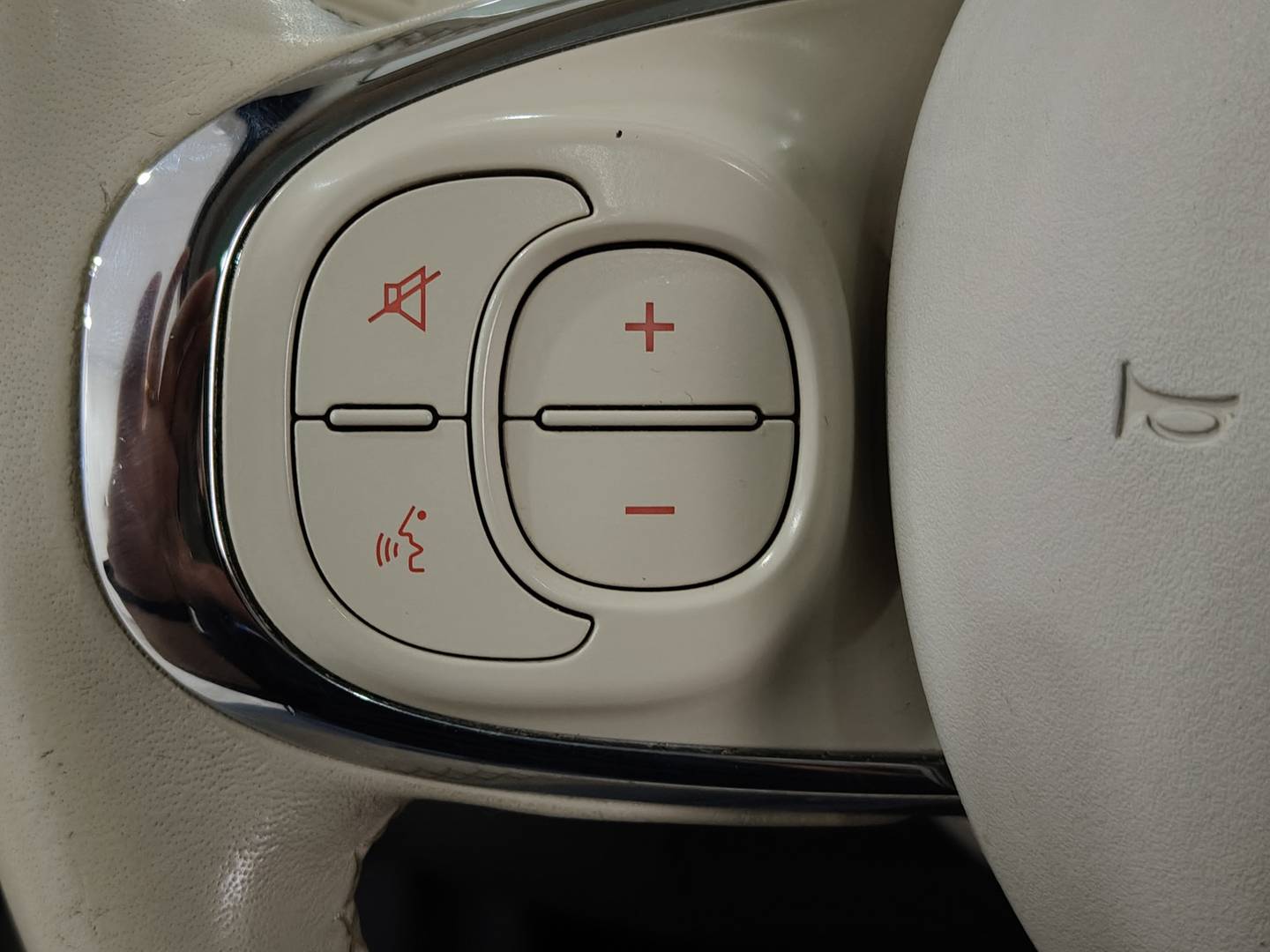 Foto Fiat 500 Fiat 500 1.2 8v Lounge (69 CV)