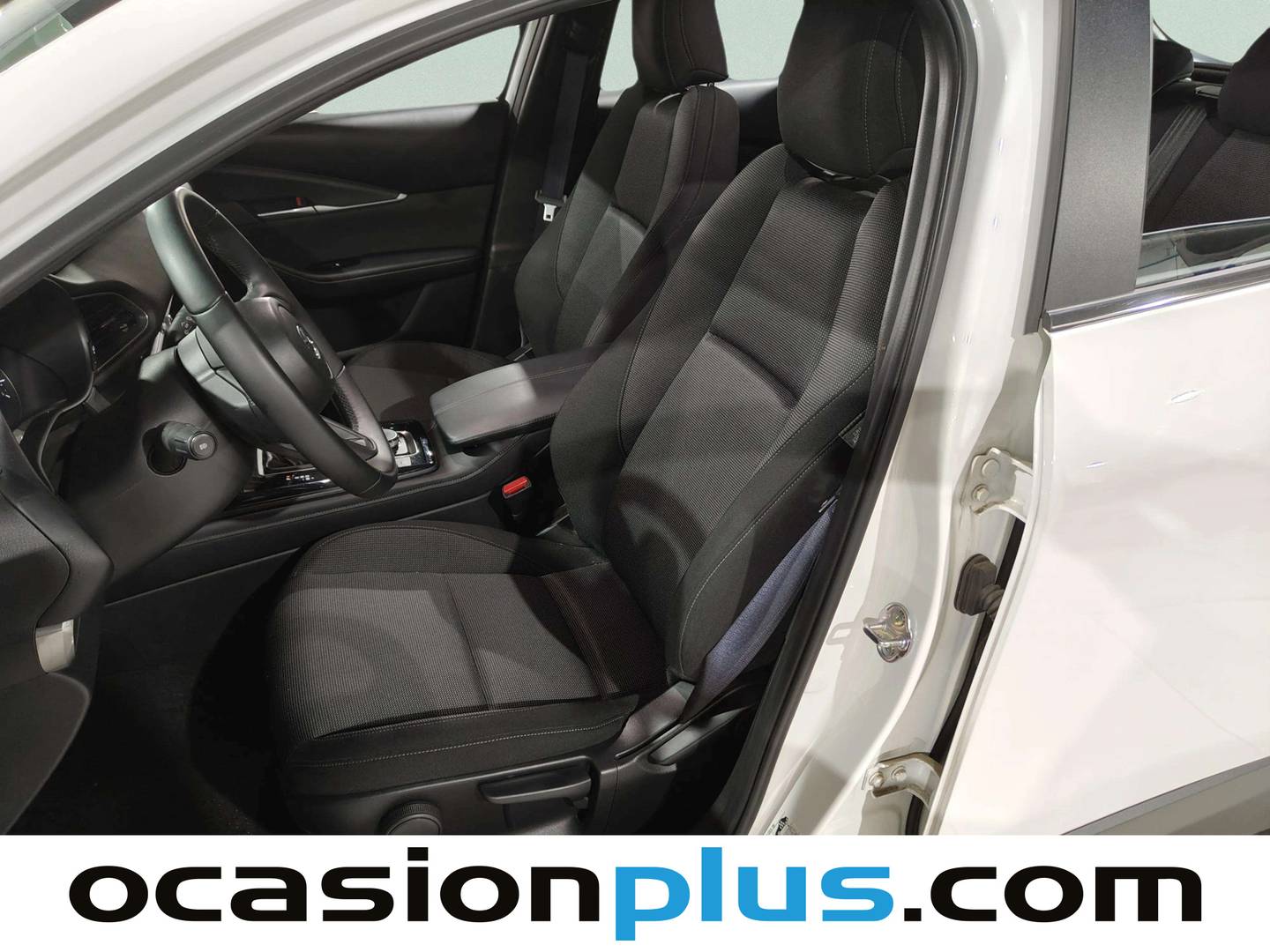 Foto Mazda CX-30 Mazda CX-30 2.5 e-Skyactive G MHEV Prime-Line AT (140 CV)