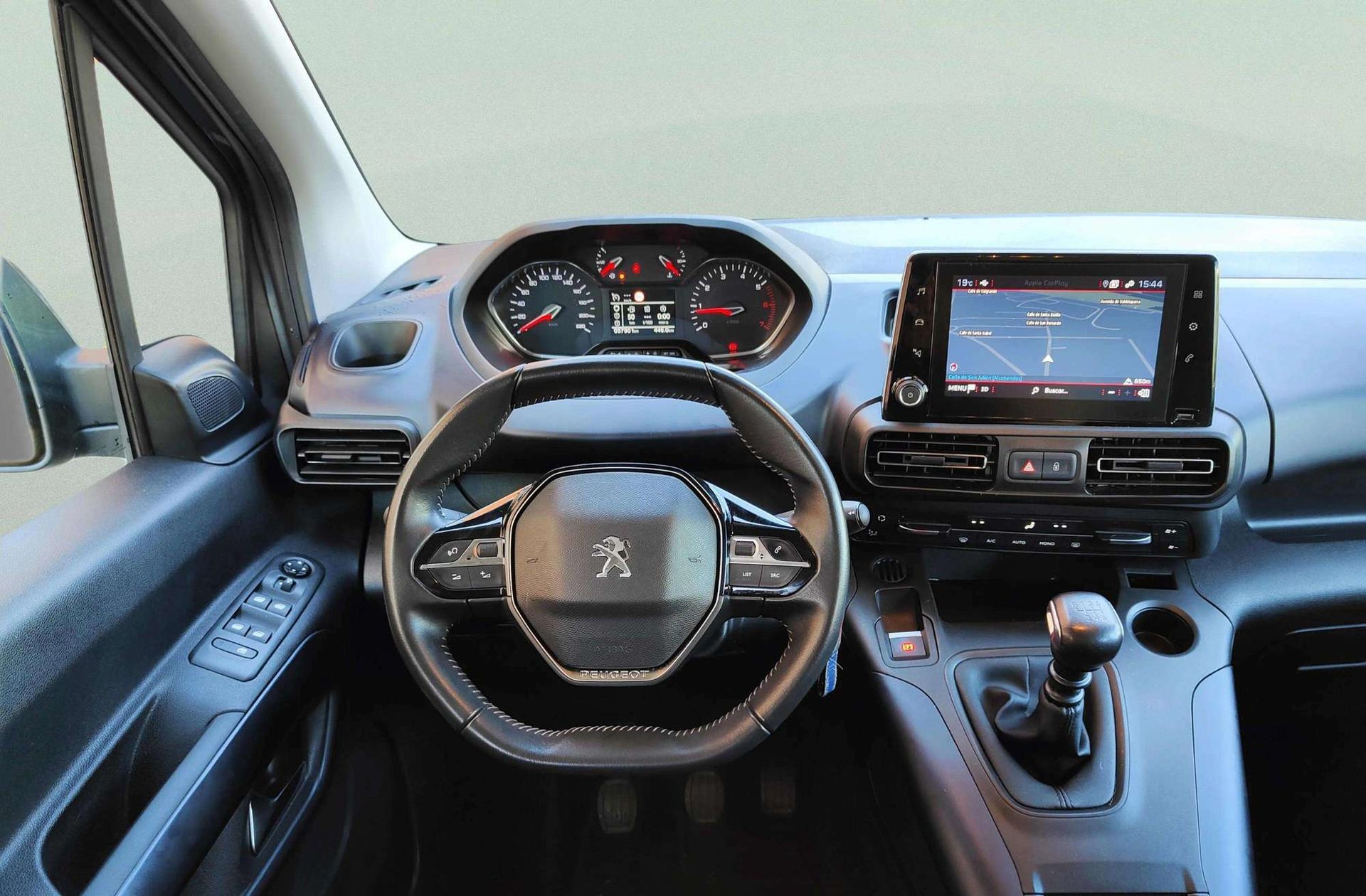 Peugeot Rifter BlueHDi 130 Allure Long 7 plazas - foto 26