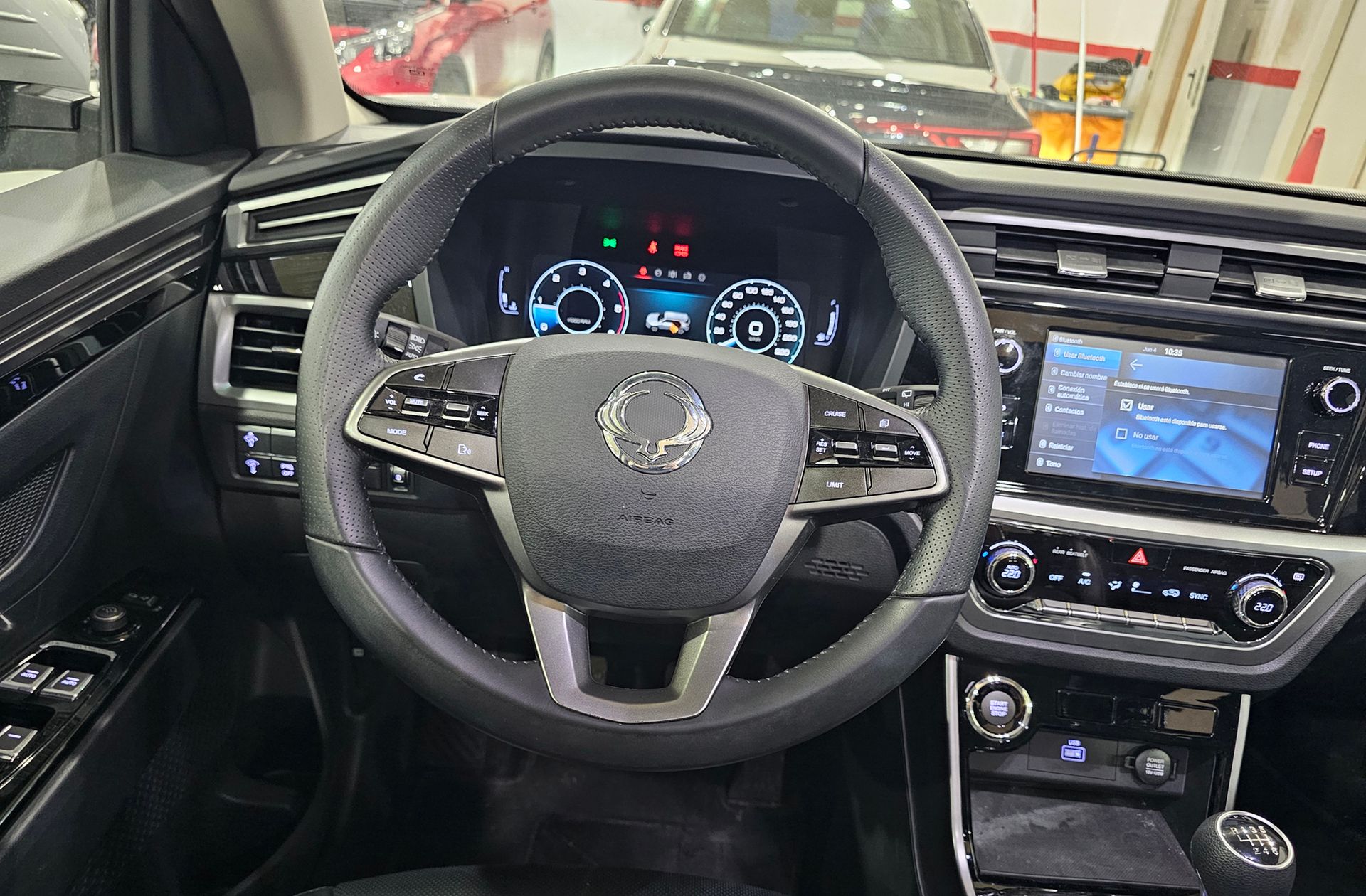 SsangYong Korando D16T Limited - foto 26