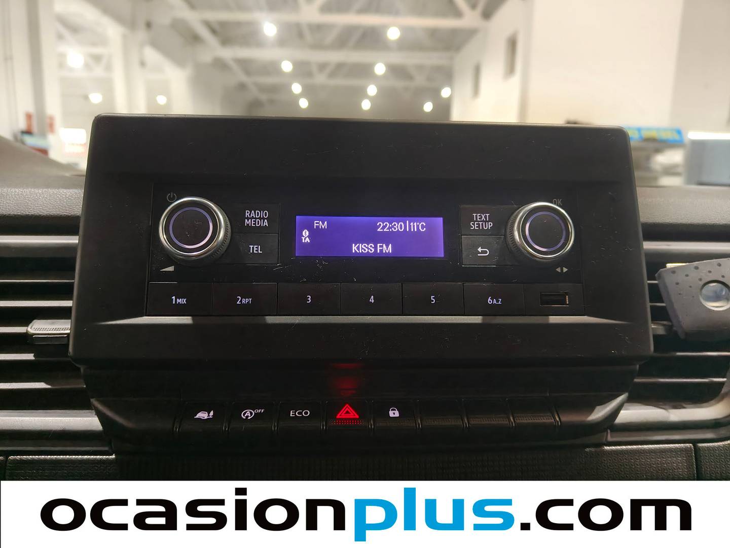 Extras y acabados del Nissan Primastar Nissan Primastar Furgón 2.0 dCi Comfort L1H1 1T  (110 CV)