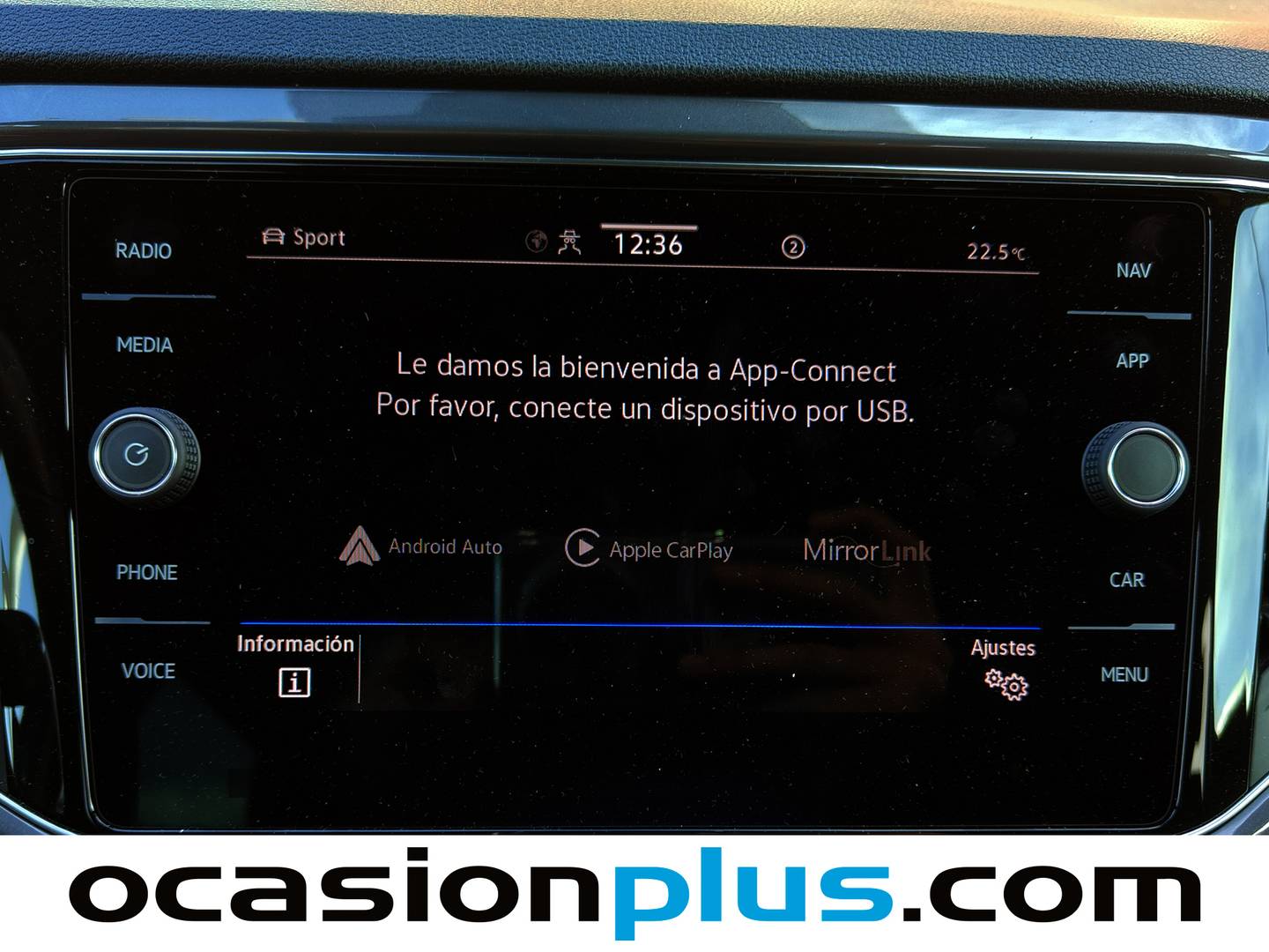 Foto Volkswagen T-Roc Volkswagen T-Roc Sport 2.0 TDI (150 CV)