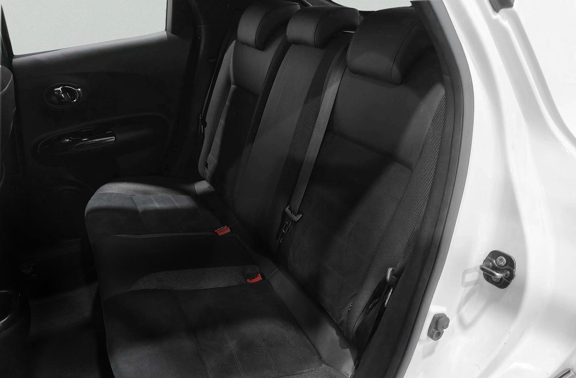 Nissan Juke 1.2 DIG-T N-Connecta - foto 12