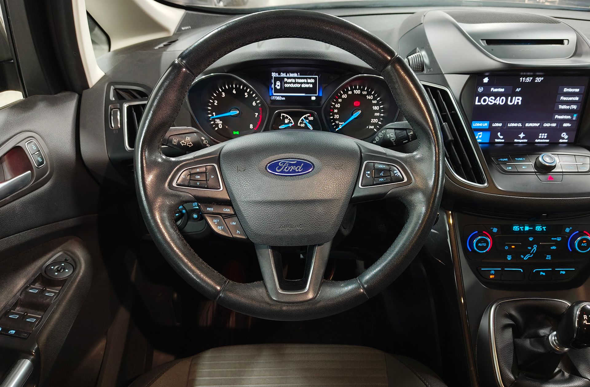 Ford C-Max 1.0 EcoBoost Titanium - foto 28
