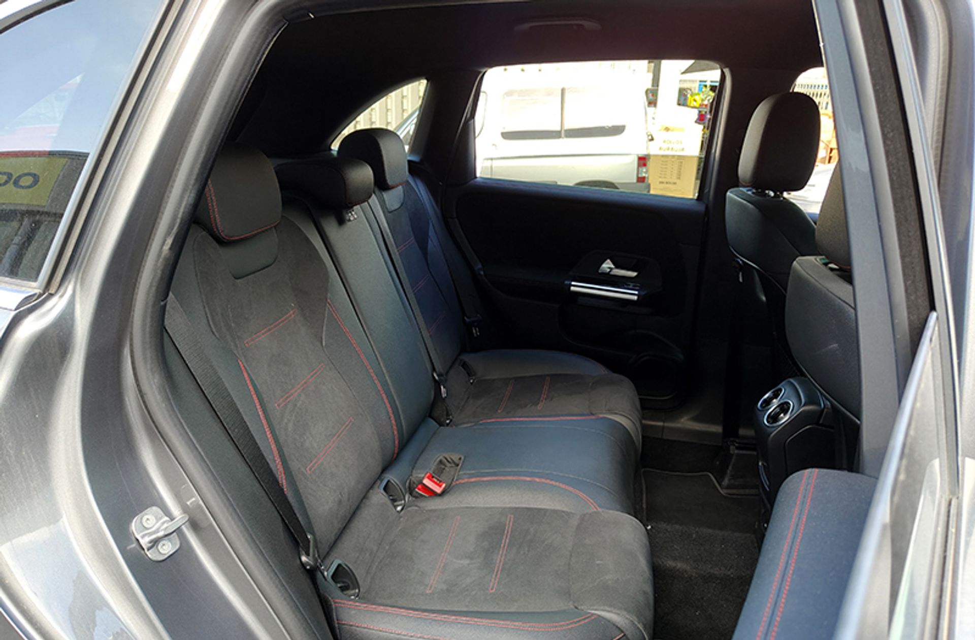 Mercedes-Benz Clase B 250 e Pack AMG - foto 21