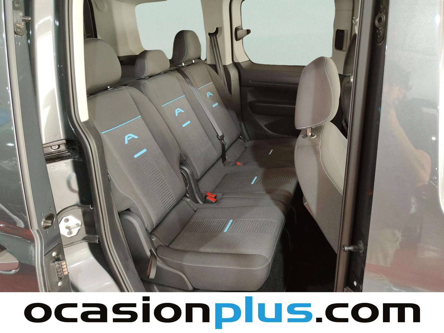 Foto Ford Tourneo Connect Ford Tourneo Connect 2.0 Ecoblue Active (102 CV)