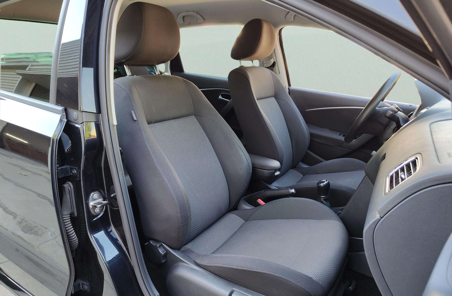 Volkswagen Polo Sport 1.2 TSI BMT - foto 16