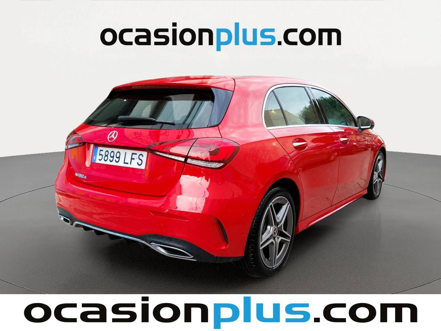 Foto trasera Mercedes Clase A Mercedes-Benz Clase A 180 d Pack AMG (116 CV) derecha