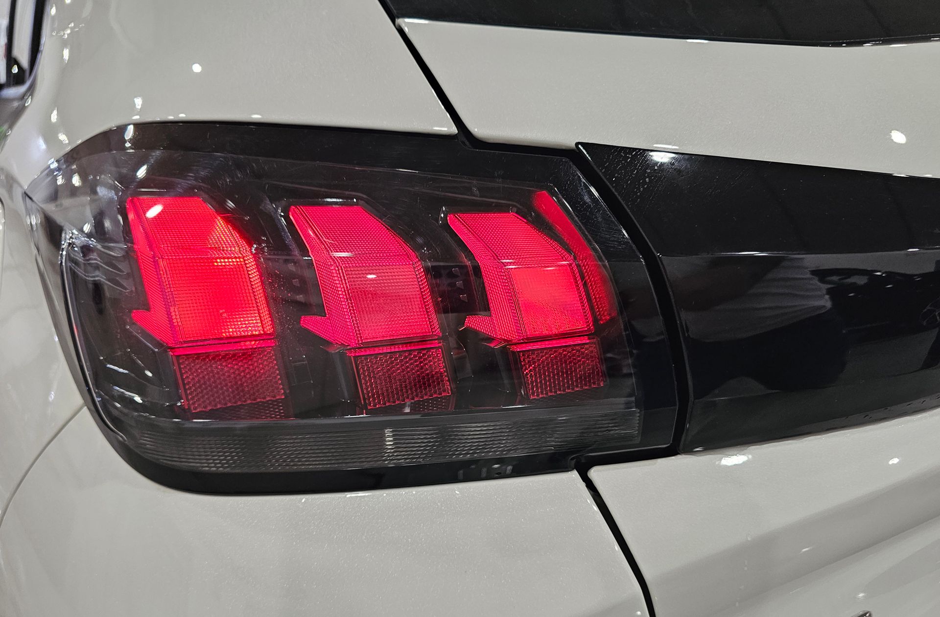 Peugeot 208 PureTech 100 Active Pack - foto 16