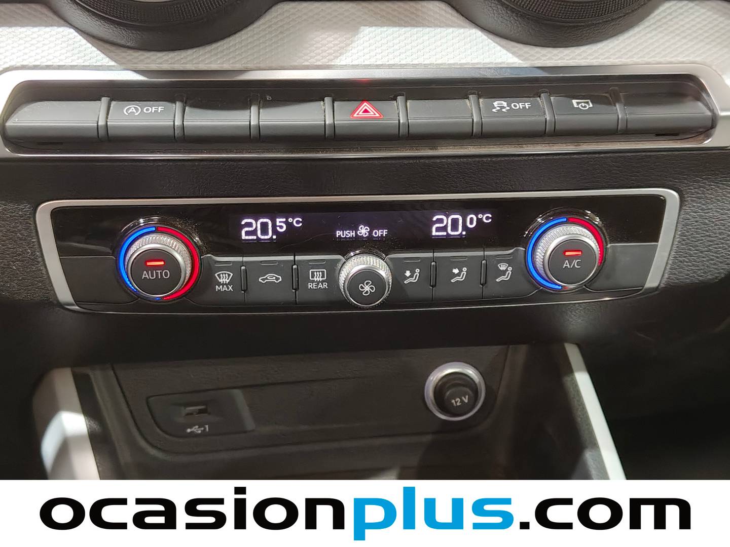 Foto Audi Q2 Audi Q2 design 35 TFSI (150 CV) S tronic