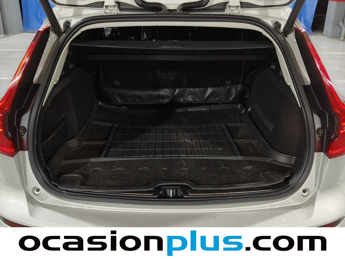 Foto Volvo V60 Volvo V60 D4 Momentum Auto (190 CV)