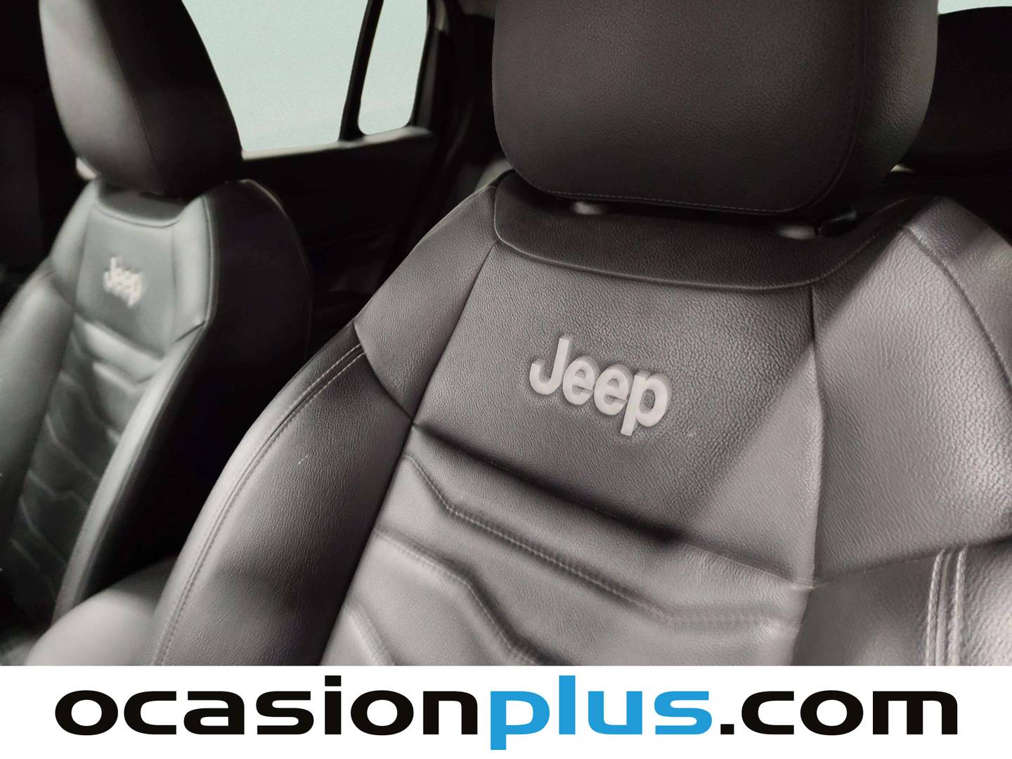 Foto Jeep Avenger Jeep Avenger 1.2 G Summit (100 CV)