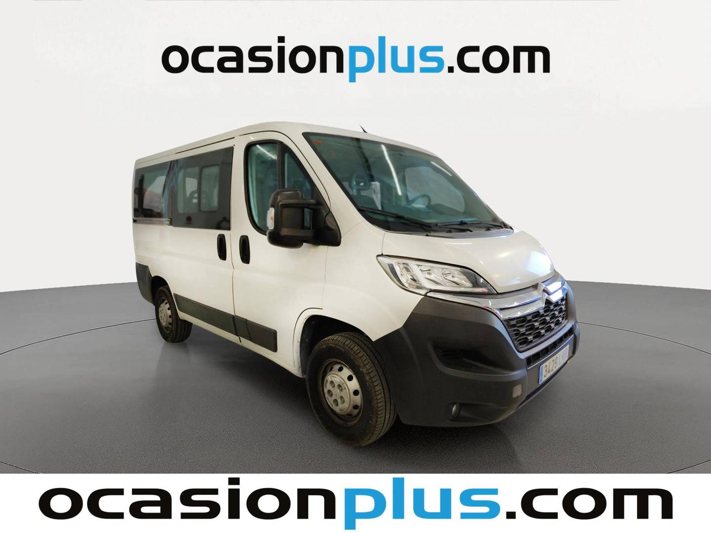 Foto delantera Citroën Jumper Citroen Jumper Combi BlueHDi 120 S&S 30 L1H1 (120 CV) 9 Plazas derecha