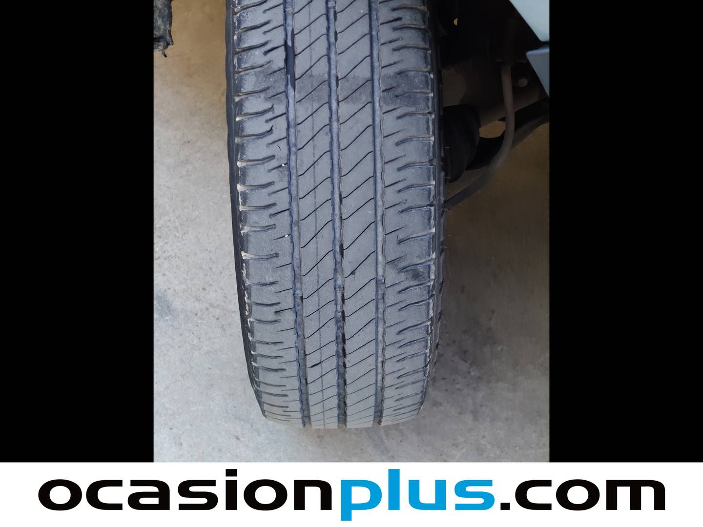 Foto Fiat Ducato FIAT Ducato 2.3 Multijet Furgón Medio Alto (130CV)