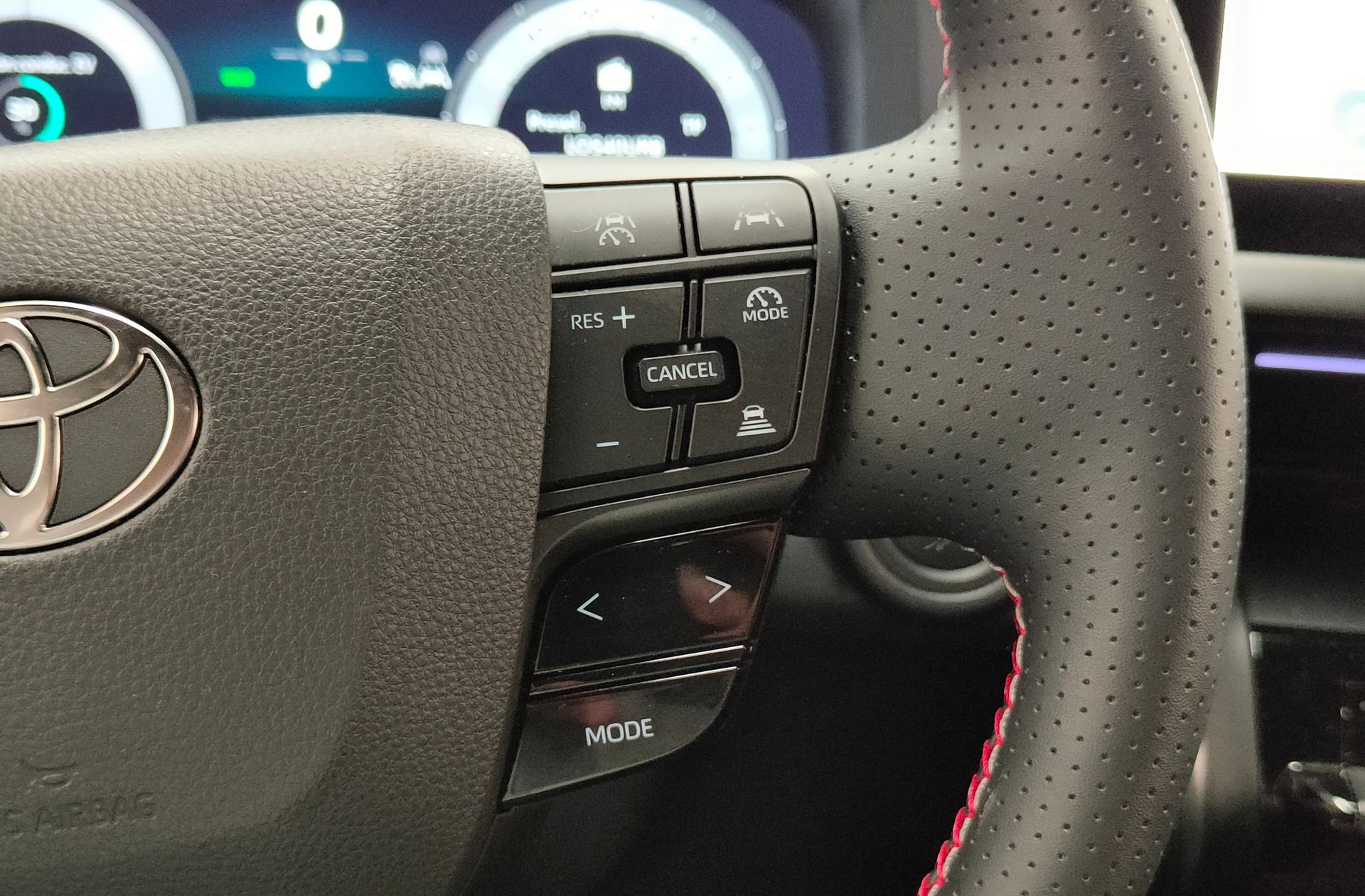Toyota C-HR 220PH GR Sport - foto 29