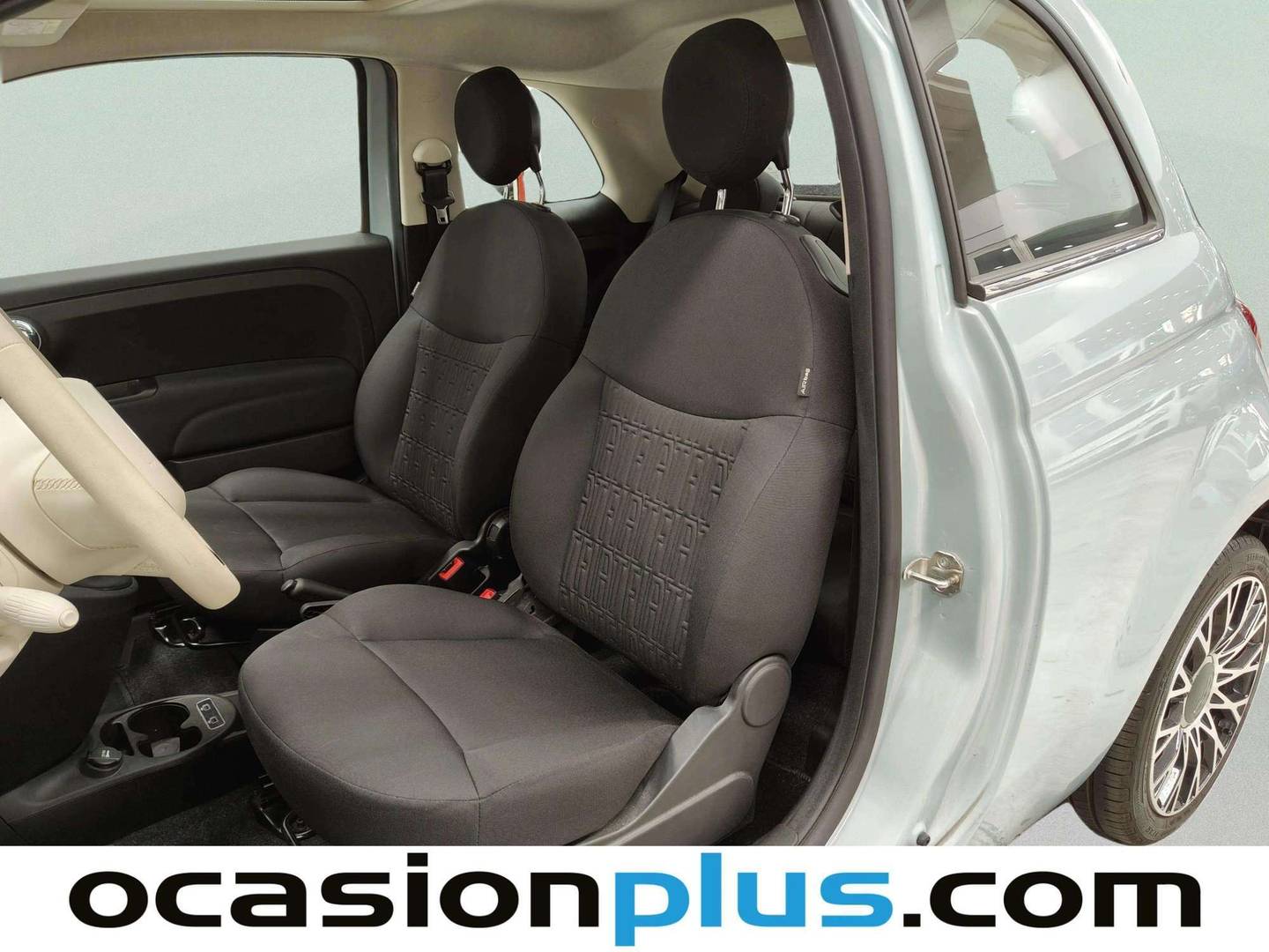 Foto asientos delanteros Fiat 500 Fiat 500 1.0 Hybrid Dolcevita (70 CV)