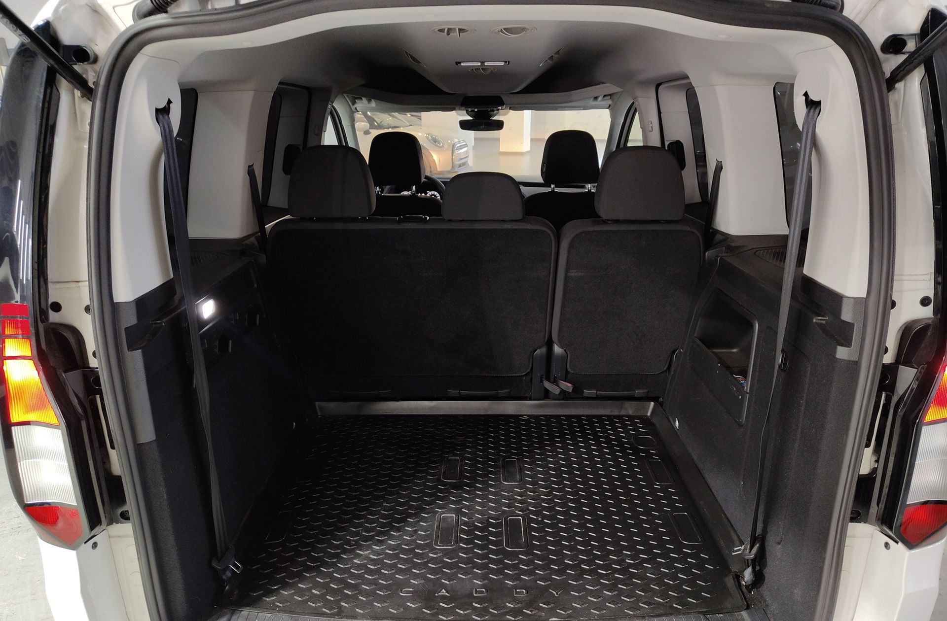 Volkswagen Caddy Maxi Origin 2.0 TDI - foto 13