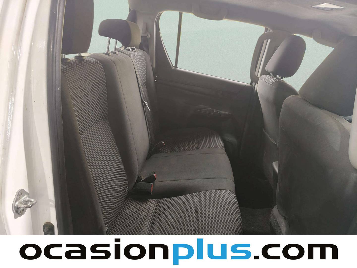 Toyota Hilux Toyota Hilux 2.4 D-4D Doble Cabina GX (150 CV) al mejor precio