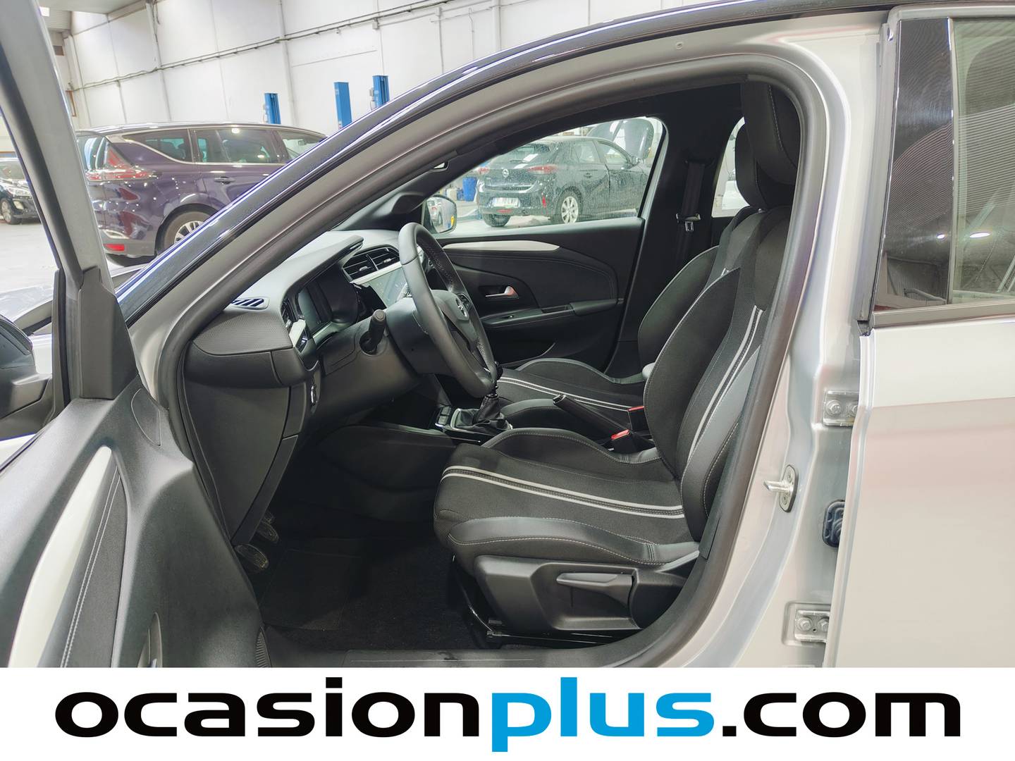 Foto asientos delanteros Opel Corsa Opel Corsa 1.2T XHL GS (100 CV)