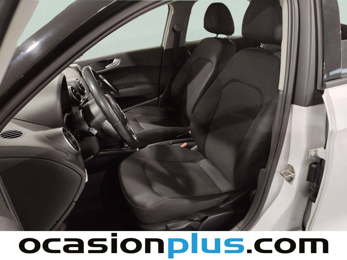 Foto asientos delanteros Audi A1 Audi A1 Sportback Adrenalin 1.2 TFSI (86 CV) Pack S-Line