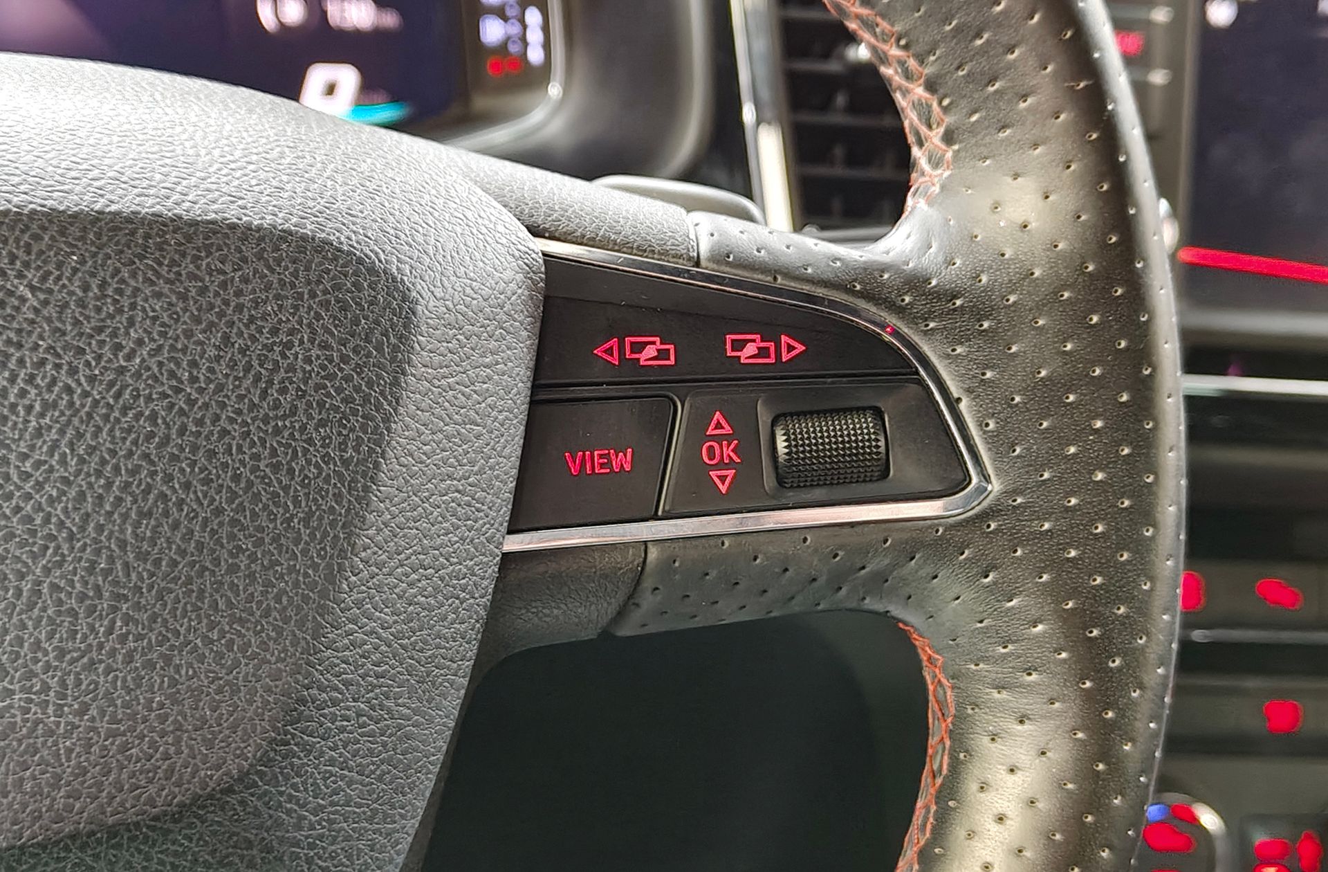 SEAT Ateca 2.0 TSI FR 4Drive DSG - foto 29
