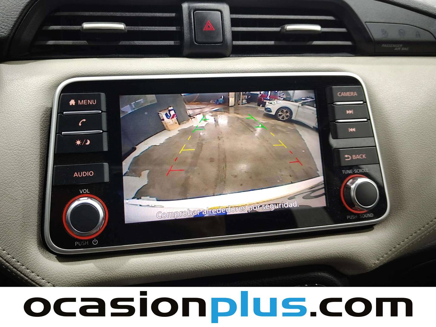 Equipamiento del Nissan Micra Nissan Micra IG-T N-Design Black (92 CV)