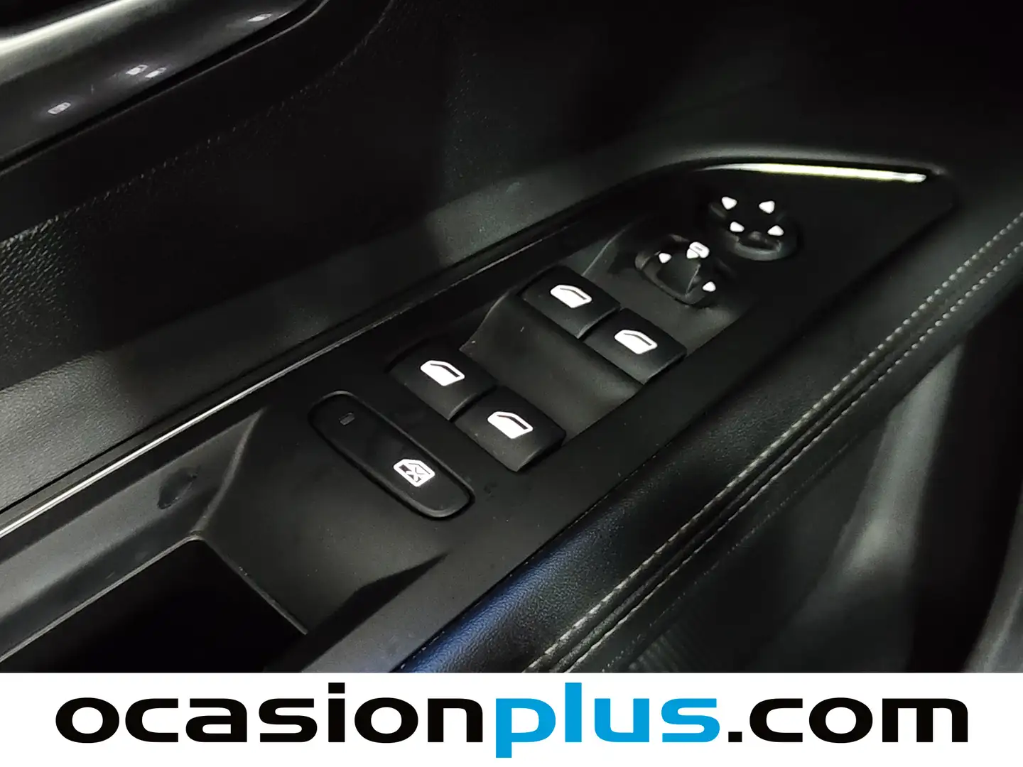 Foto Peugeot 5008 Peugeot 5008 BlueHDi 130 S&S Allure (130 CV) 7 Plazas