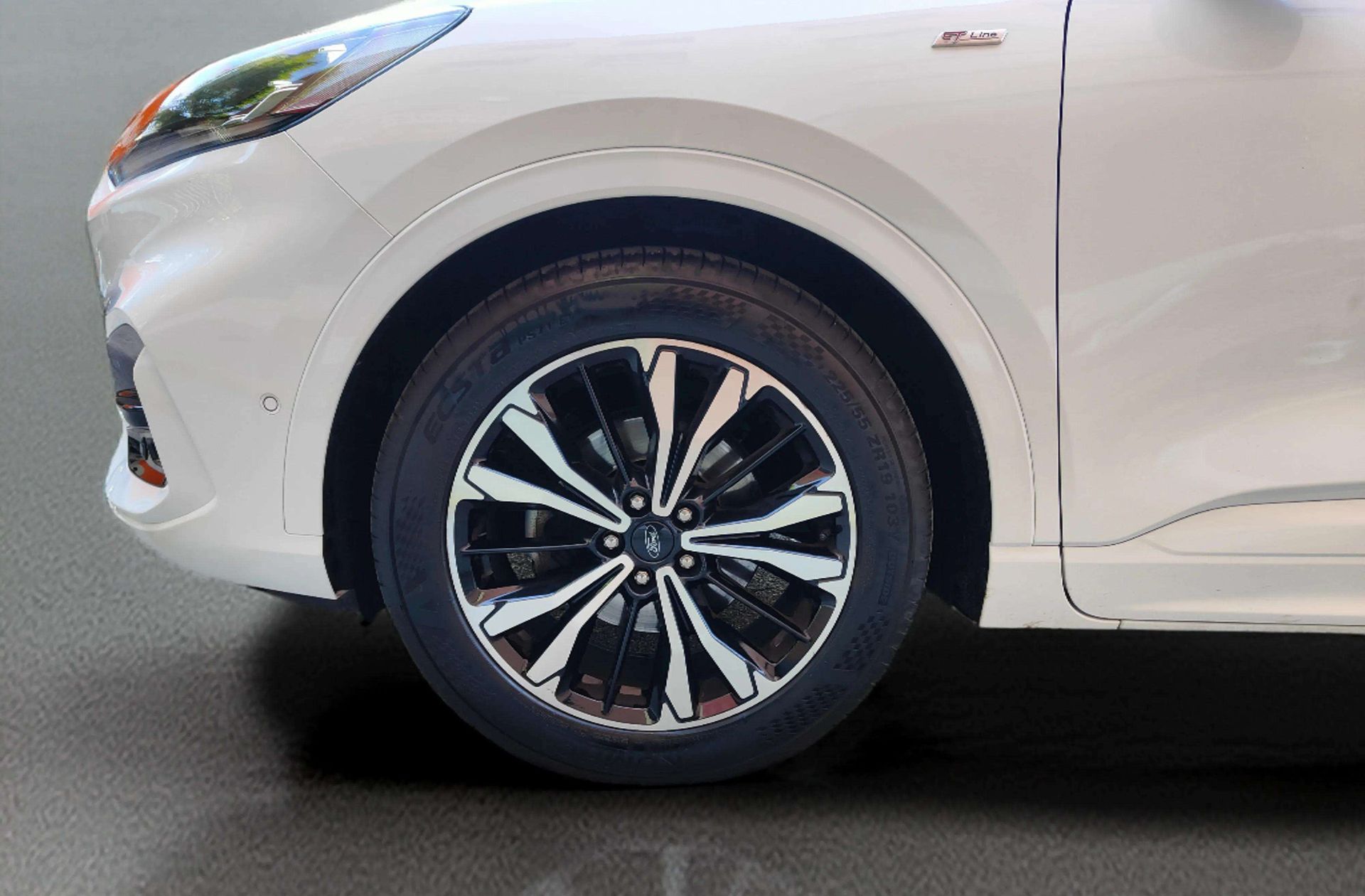 Ford Kuga 1.5T EcoBoost ST-Line X 4x2 - foto 45