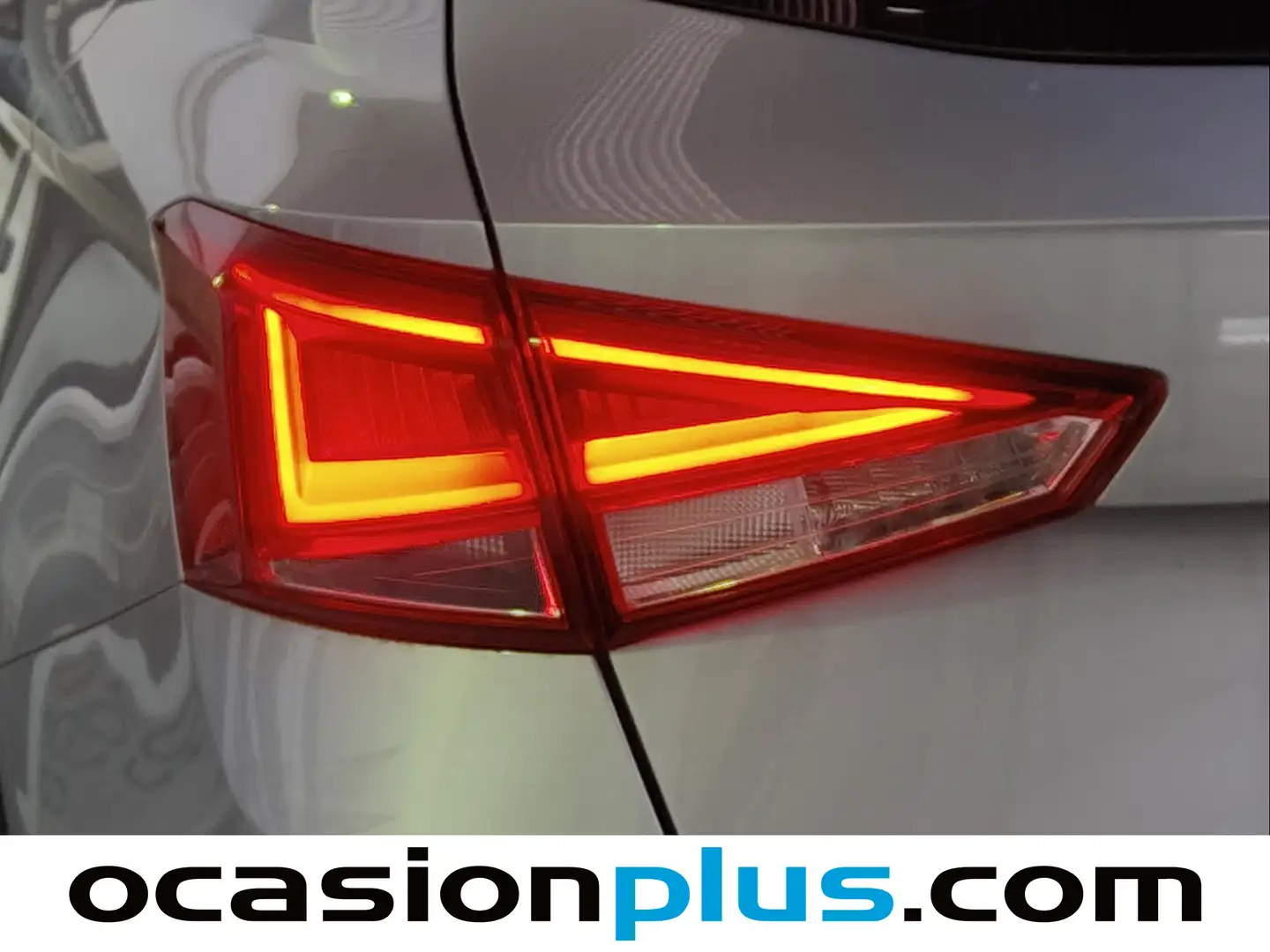 Foto Seat Arona SEAT Arona 1.5 TSI S&S FR XL DSG (150 CV)