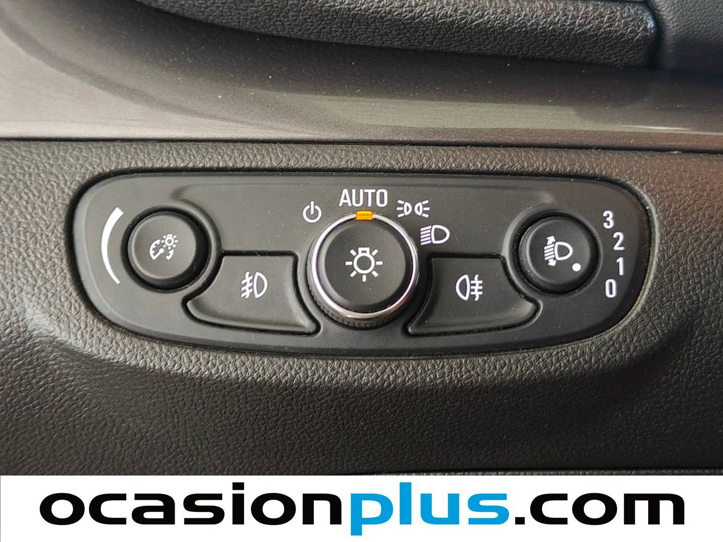 Extras del Opel Mokka X Opel Mokka X 1.4 Turbo S&S Excellence 4X2 (140 CV)