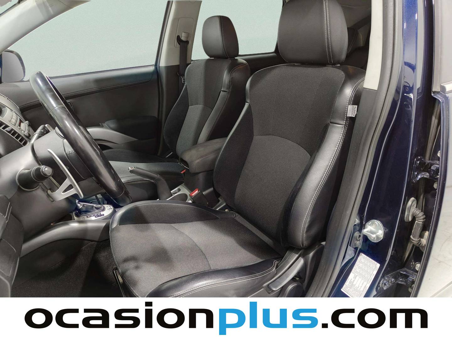 Foto asientos delanteros Mitsubishi Outlander Mitsubishi Outlander 2.2DI-D TC-SST Motion (156 CV)