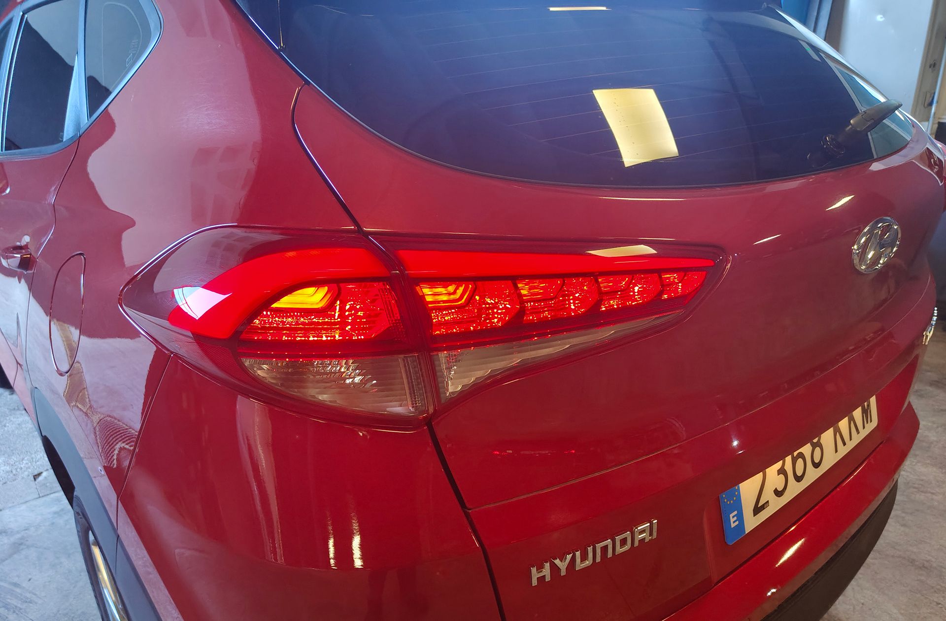 Hyundai Tucson 1.6 GDI BlueDrive Link 4x2 - foto 18