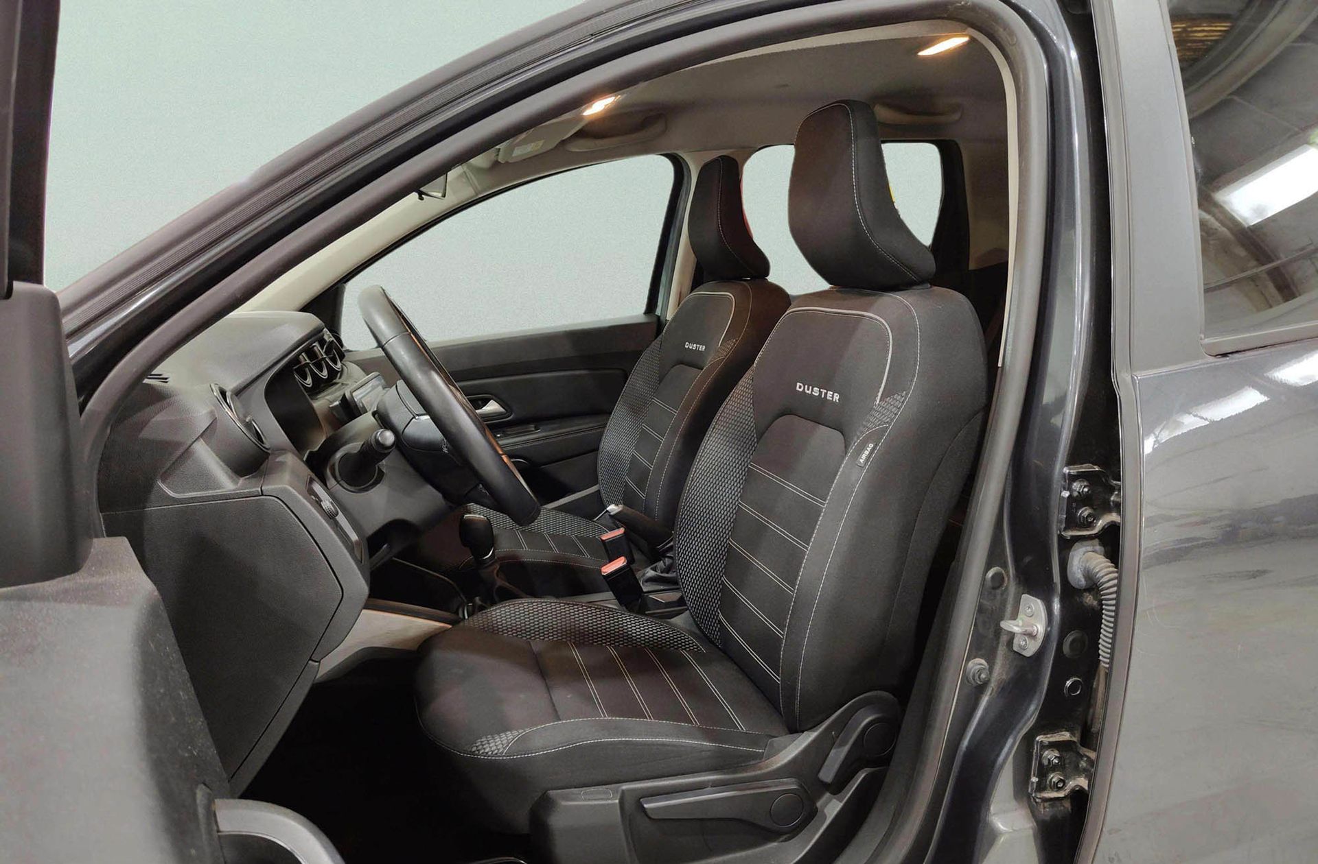 Dacia Duster Prestige TCe EDC - foto 10