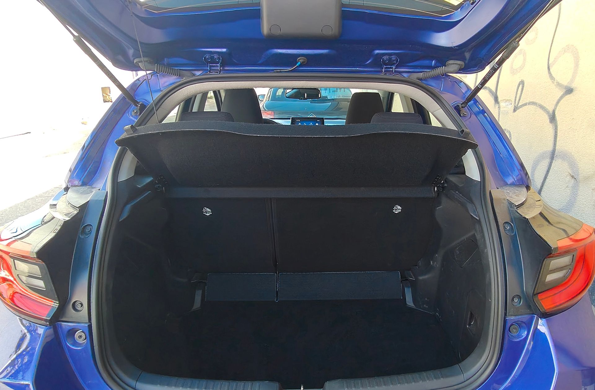 Toyota Yaris 120H Active Plus - foto 16
