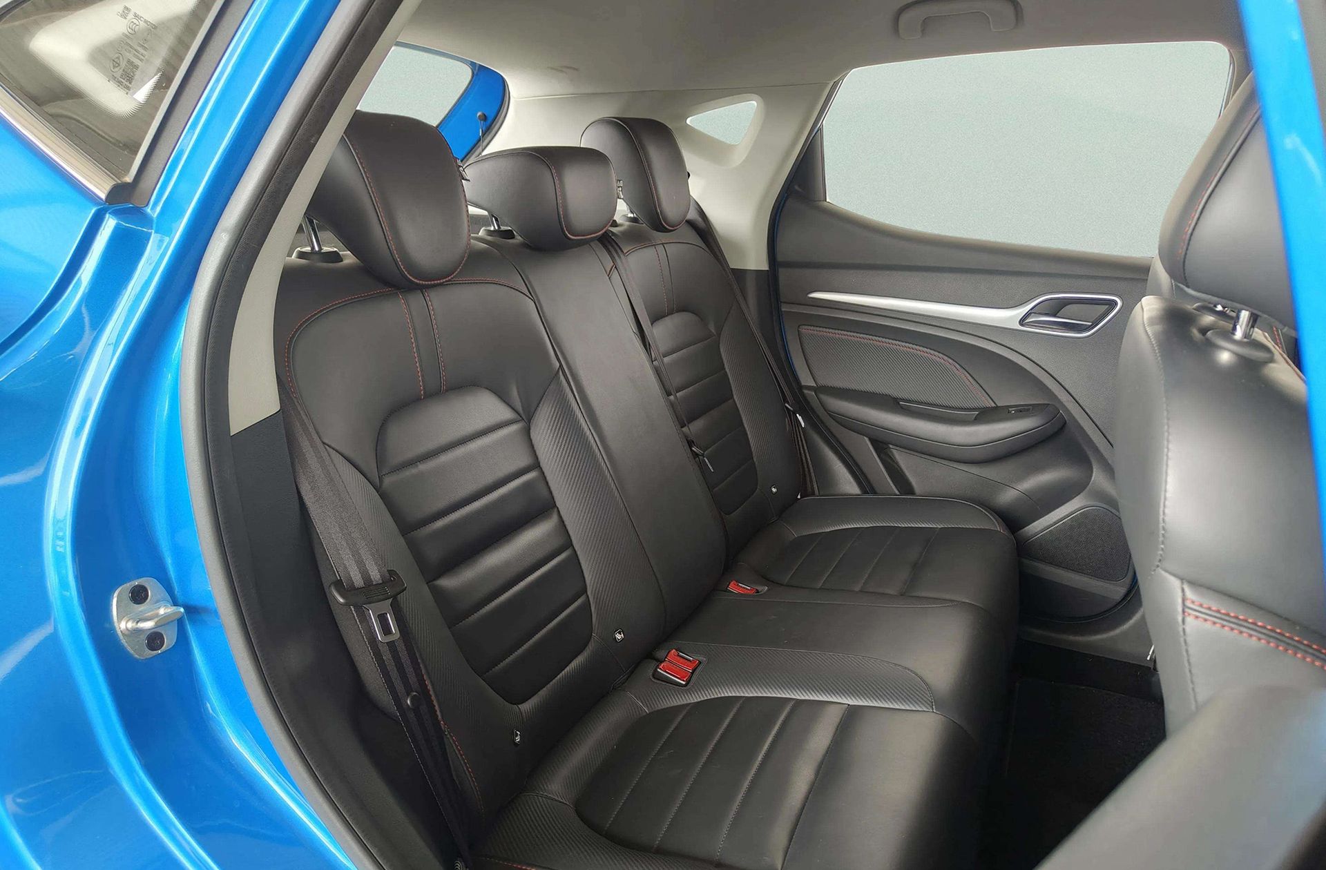 MG ZS 1.0T Luxury - foto 20