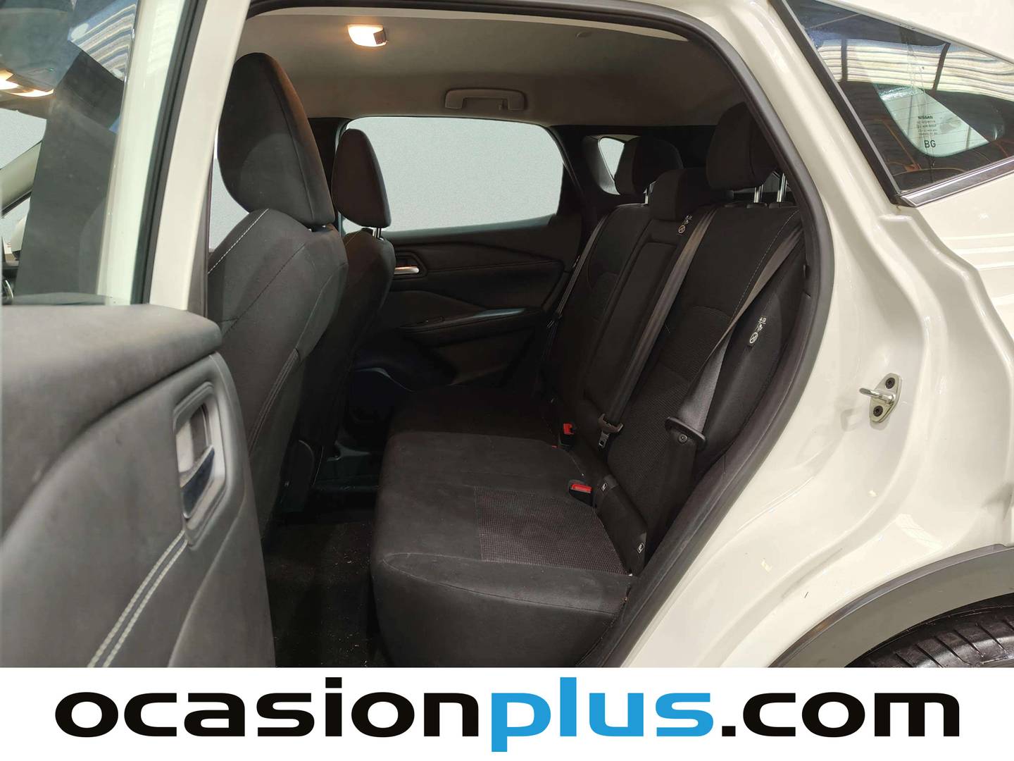 Foto asientos traseros Nissan QASHQAI Nissan Qashqai E-POWER N-Connecta Auto (190 CV)