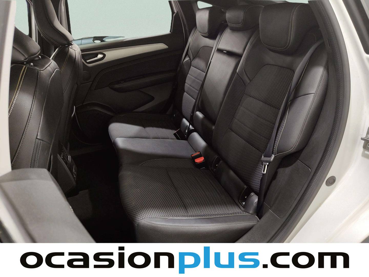 Foto asientos traseros Renault Arkana Renault Arkana Techno TCe 140 Mild hybrid EDC (140 CV)