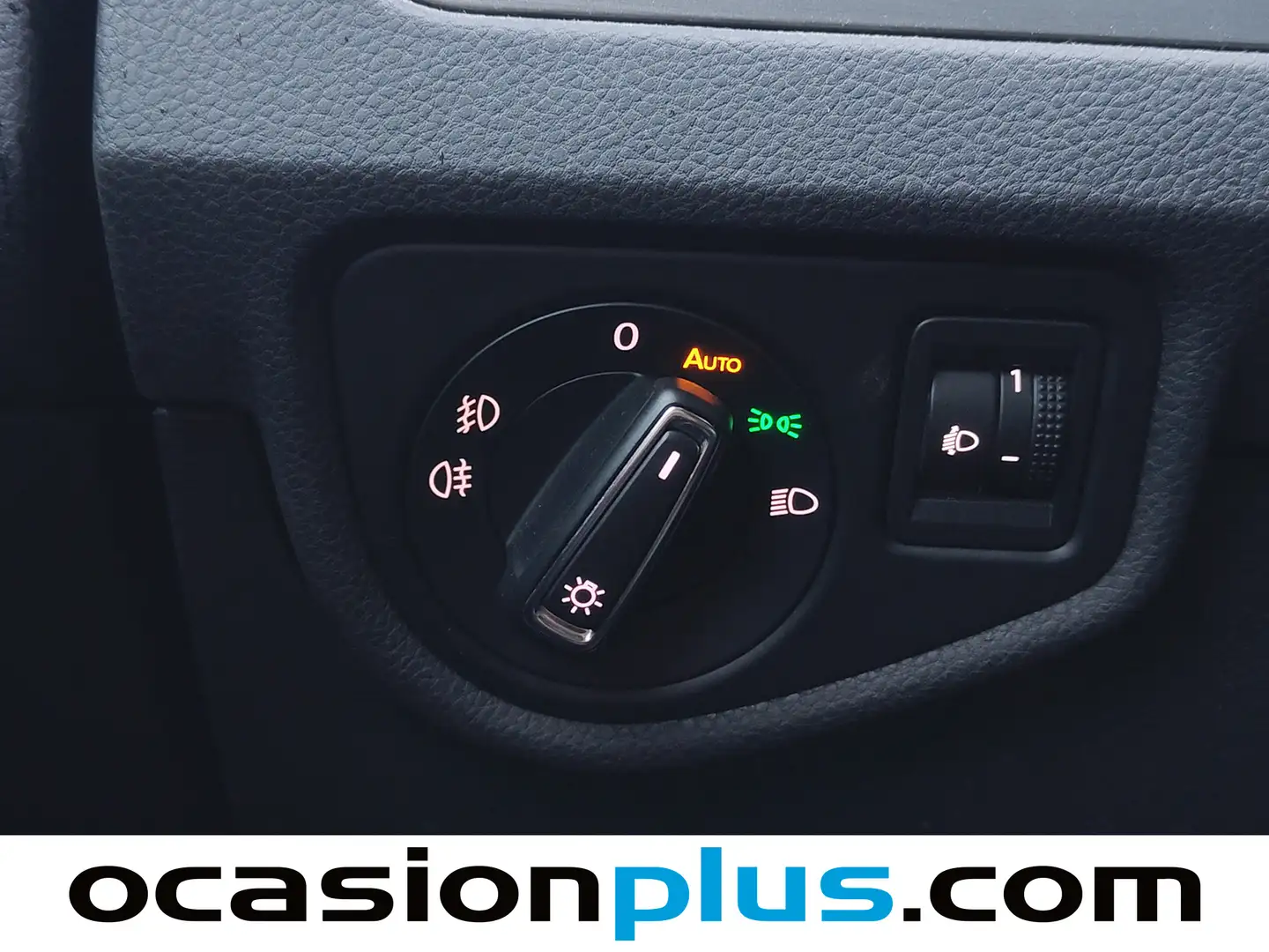 Foto Volkswagen Touran Volkswagen Touran Advance 1.4 TSI BMT (150 CV) DSG