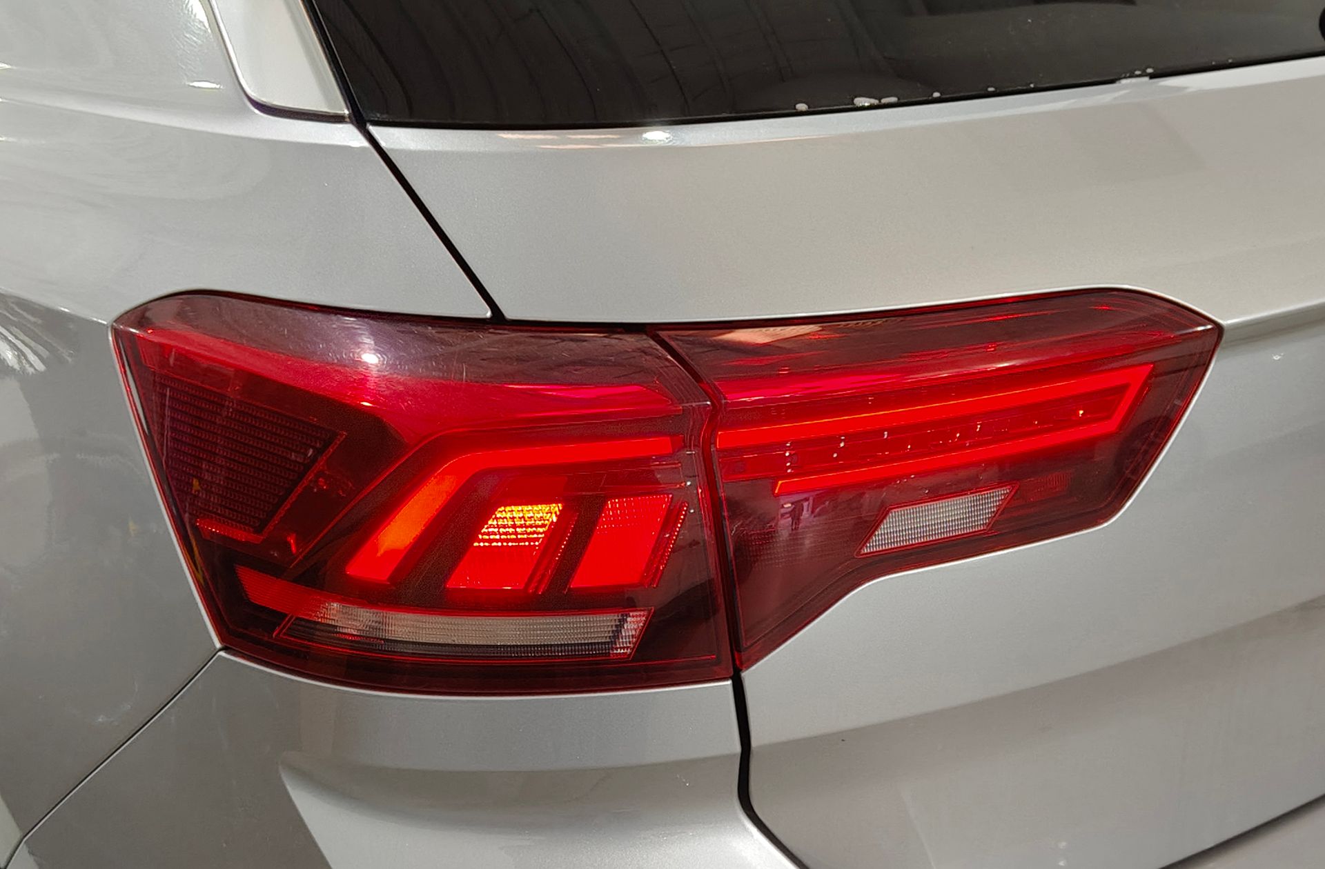 Volkswagen T-Roc R-Line 1.5 TSI Pack R-Line - foto 18