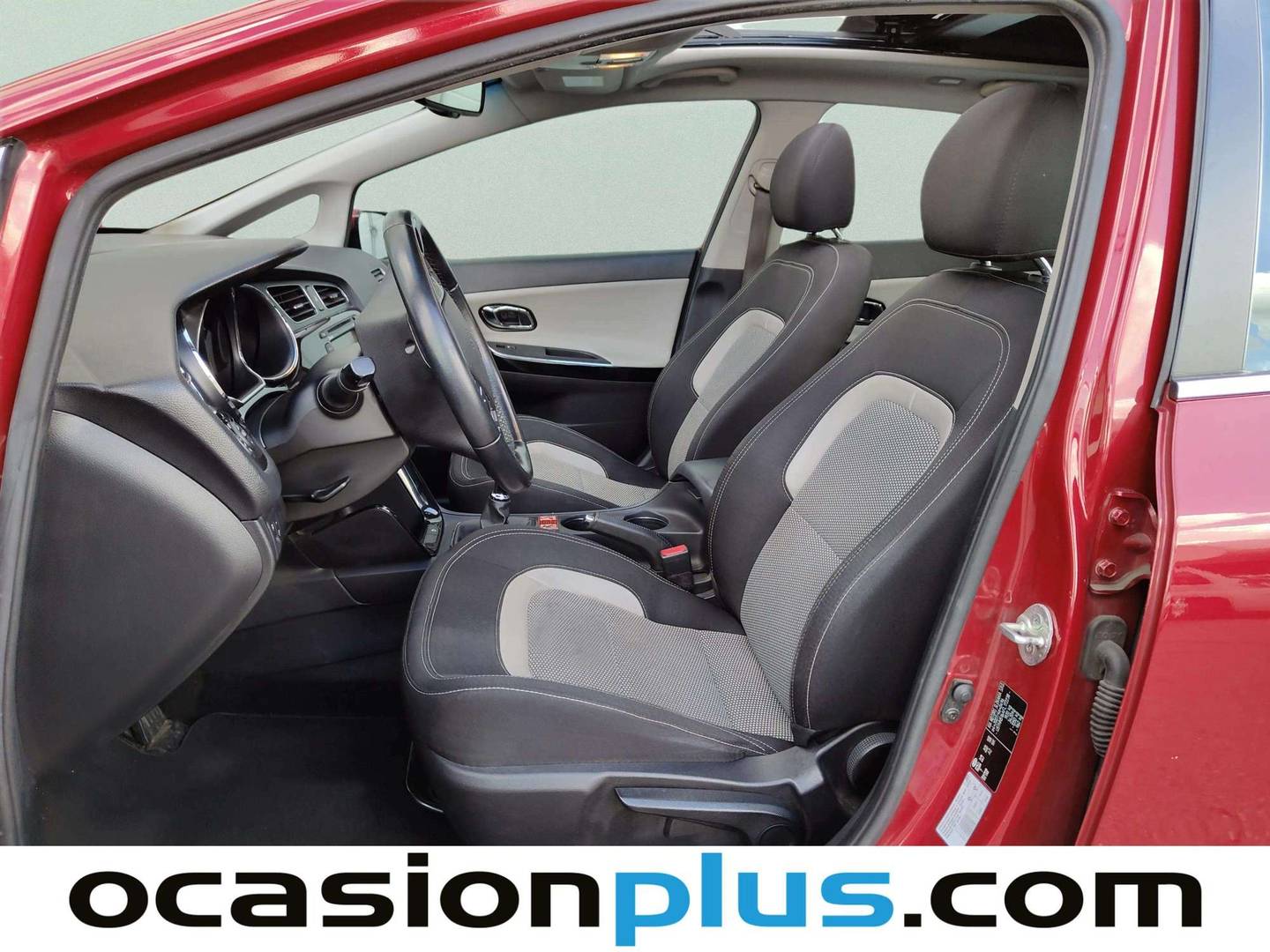 Foto asientos delanteros KIA Ceed KIA Ceed 1.6 CRDi VGT Maracaná (128 CV)